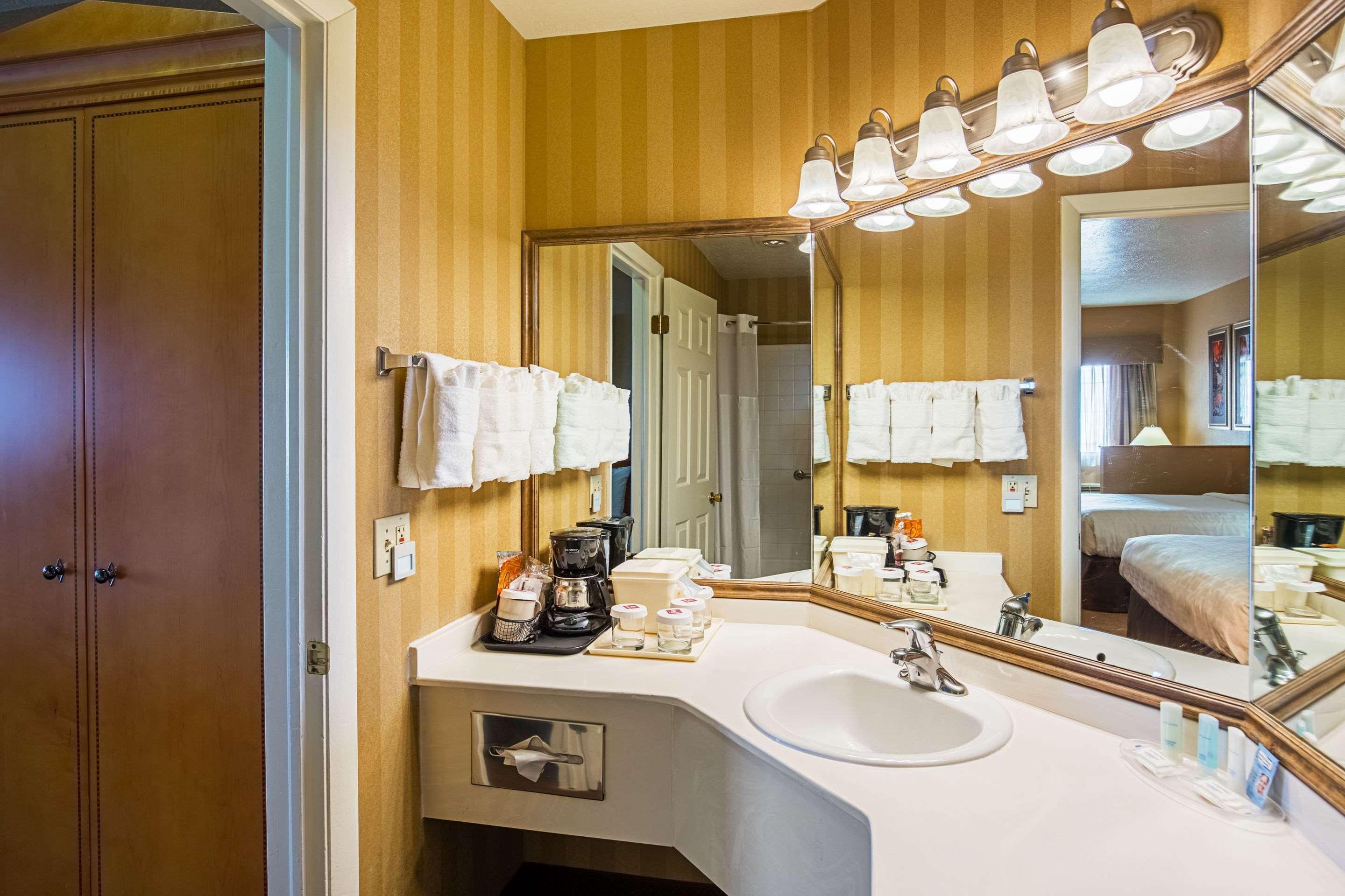 Clarion Suites St George - Convention Center Area Сент-Джордж Экстерьер фото