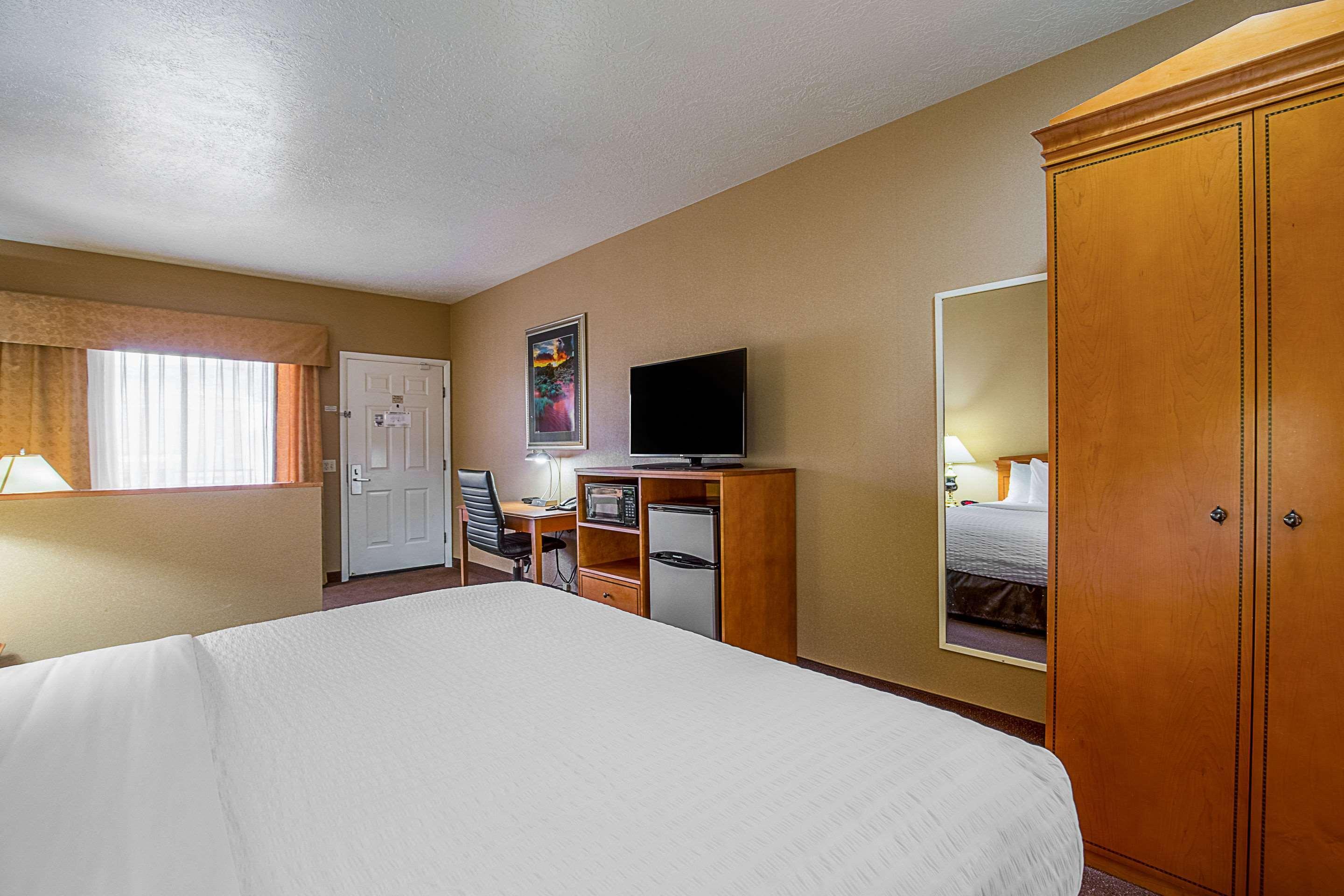 Clarion Suites St George - Convention Center Area Сент-Джордж Экстерьер фото