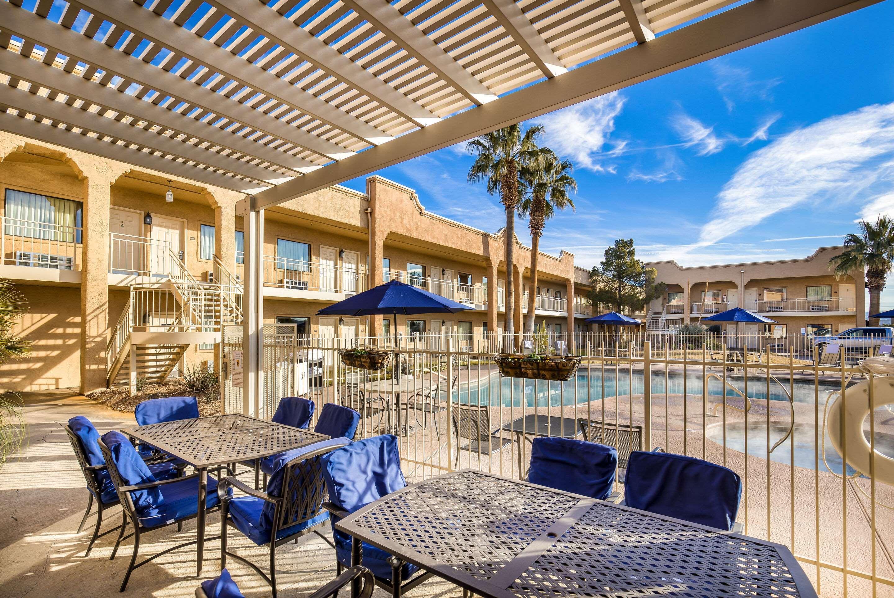 Clarion Suites St George - Convention Center Area Сент-Джордж Экстерьер фото