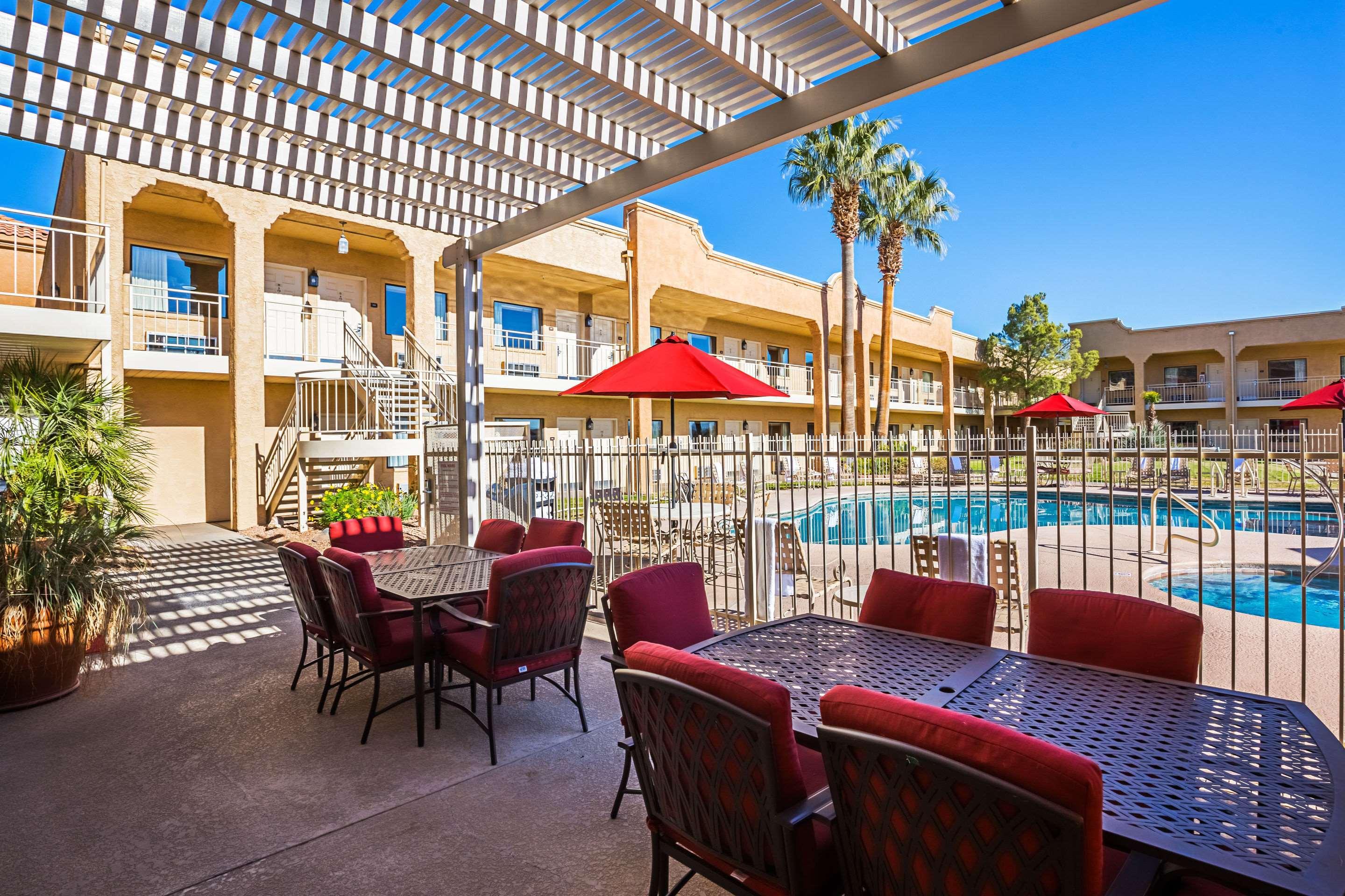Clarion Suites St George - Convention Center Area Сент-Джордж Экстерьер фото