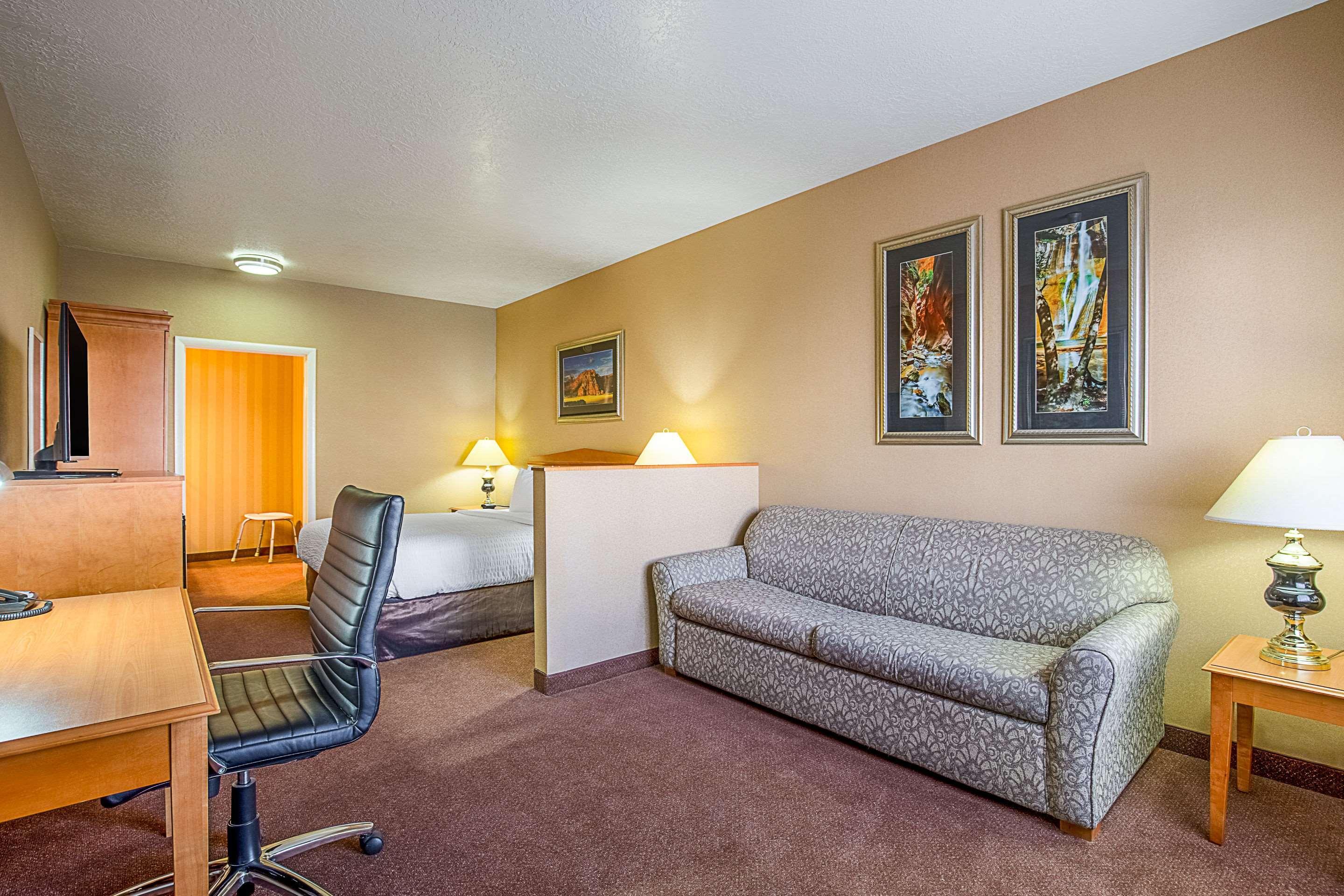 Clarion Suites St George - Convention Center Area Сент-Джордж Экстерьер фото